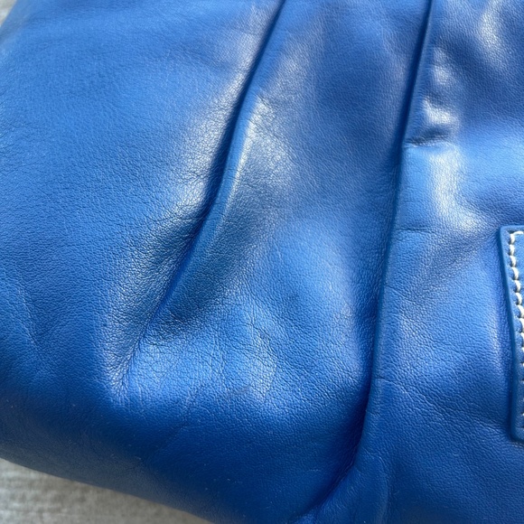 Vintage Soho Coach Shoulder Bag Blue Leather with Silver Buckle - Picture 12 of 14